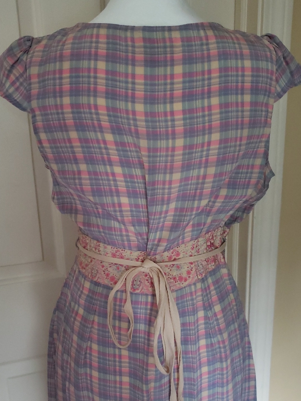 Plenty By Tracy Reese Floral & Plaid Midi Wrap Dress 100% Silk. Romantic Size 8 - Picture 6 of 11